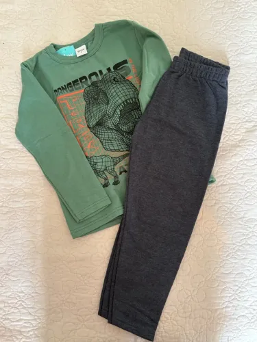 Conjunto moletom Elian