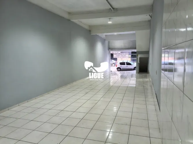 salão comercial na Rua Carijos