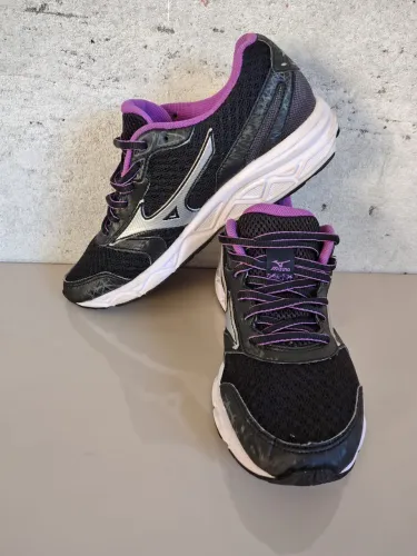 Tênis Mizuno n-39