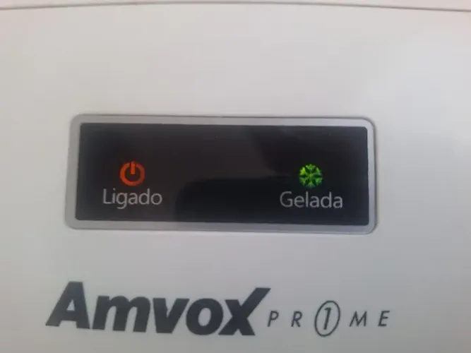 FILTRO AMVOX 110v COM GARRAFÃO 20L - COM DEFEITO
