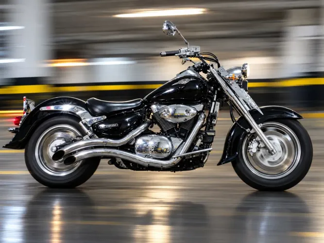 SUZUKI BOULEVARD C1500 - 2008 - 14.700 km