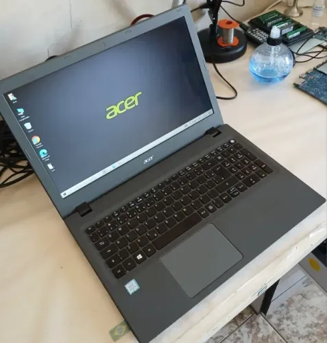 Notebook Acer - i5  Memoria 8GB SSD 120GB Tela 15.6"