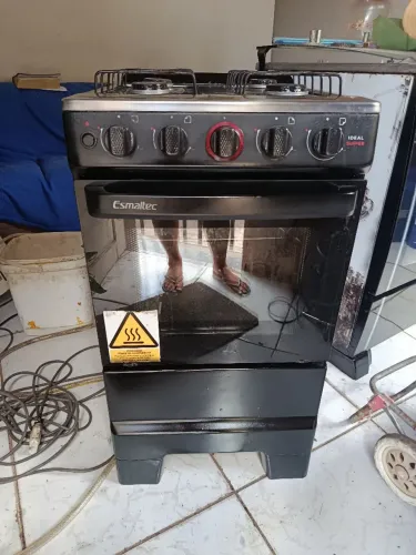 Fogão em excelente estado automático. Faço entrega