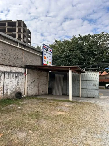 Terreno plano e praticamente retangular muito bem localizado na melhor regiao de Pirituba.