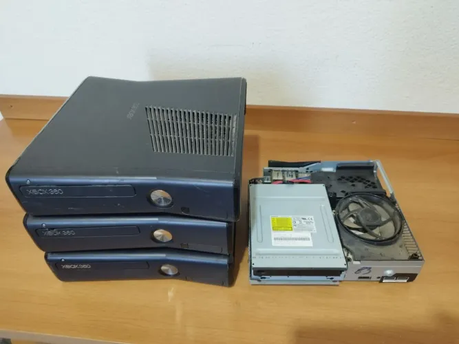 Lote Xbox 360 - Ret. Peças