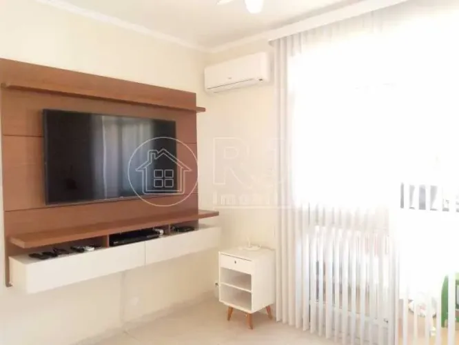 Casa de vila para venda com 102 metros quadrados com 2 quartos em Vila Isabel - Rio de Jan