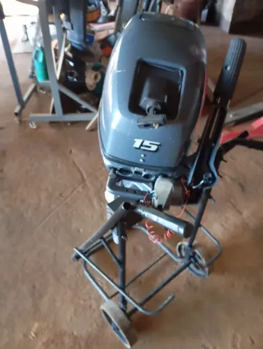 Vendo motor 15 Yamaha 2014 revisado