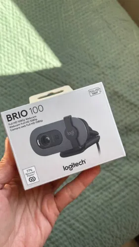 Webcam Logitech Brio 100 Full HD 30 FPS, Microfone, USB-A, Correção Automática, Grafite