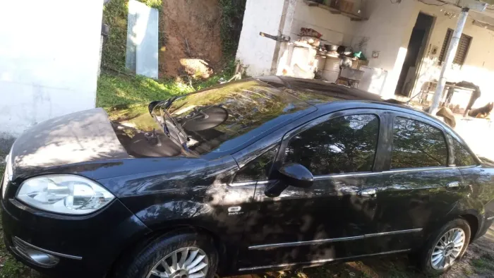 Fiat Linea 1.9/ HLX 1.9/1.8 Flex Dualogic 4P 2010