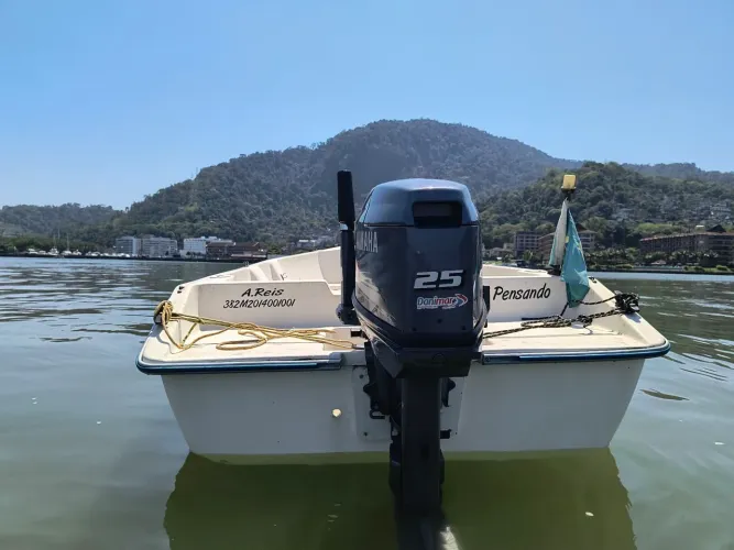 Vendo lancha Corisco 500 com motor 25 Yamaha 