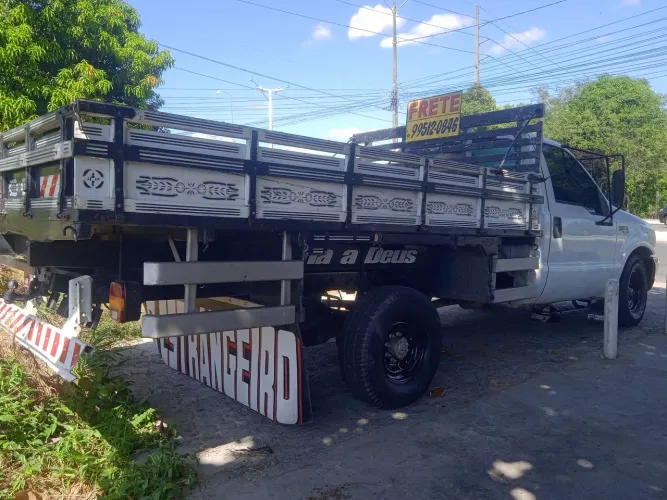 Mudanças Viagens Transportes Em Geral.