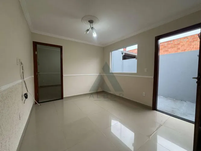 Casa com 3 dormitórios para alugar, 72 m² por R$ 1.663,33/mês - Vila Progresso - Itapetini