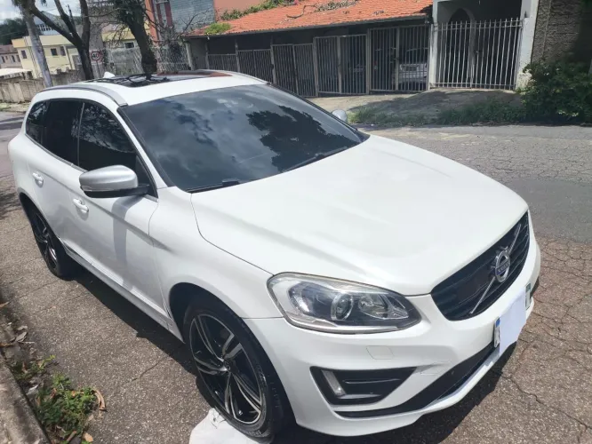 Volvo XC 60 T-5 R-design 2.0 FWD 5P 2017