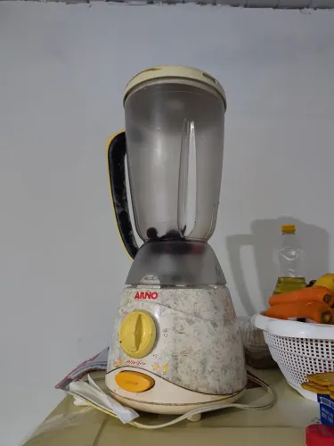 Vendo liquidificador Arno alegro 3 potência