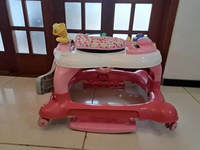 Cosco Kids, Andador Goal Walker 4 em 1 - Rosa