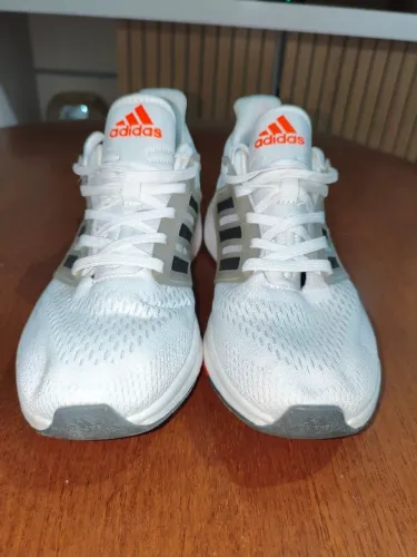 Tênis Adidas EQ21 Run / Ultrabounce