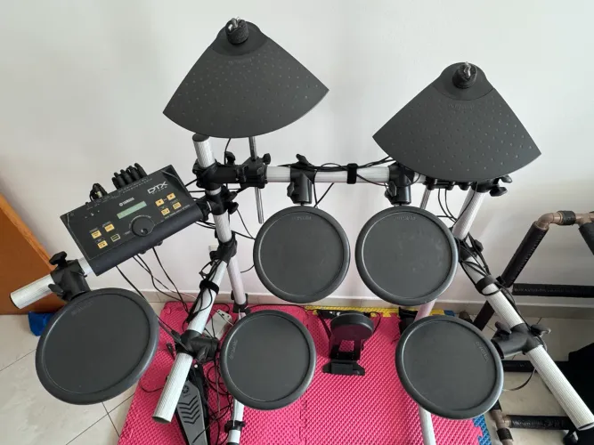 Bateria eletrônica Yamaha DTX500