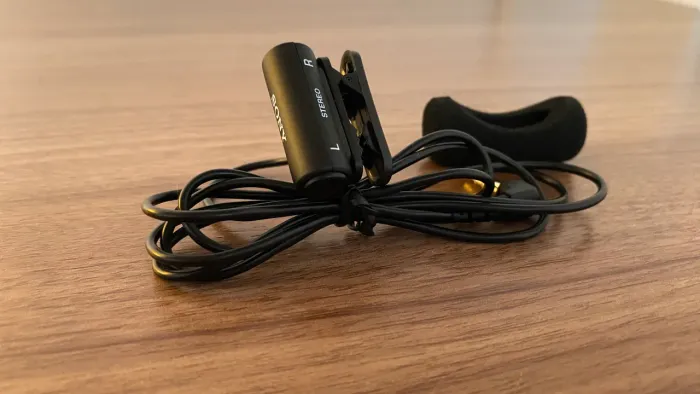 Microfone de Lapela Estéreo Sony ECM-LV1 | NOVO