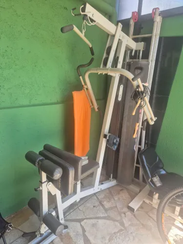 EQUIPAMENTO PARA GINÁSTICA