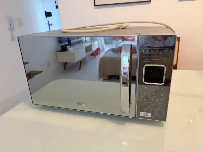 Microondas Espelhado Philco 25 LFuncionando mas Descascado