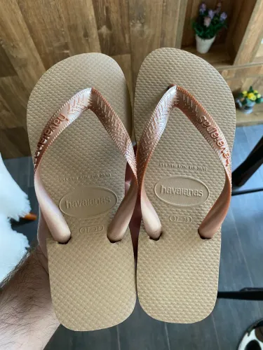 Sandália Havaianas Logo Metallic Tira Larga Feminino Tam 37/38