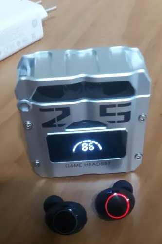 Fone de ouvido Bluetooth Novo