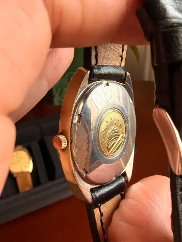 Omega Constellation c-shape