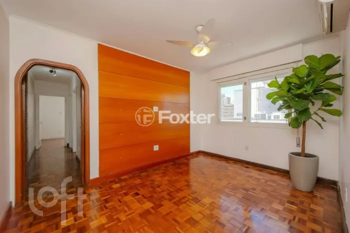 Apartamento à venda em Auxiliadora com 70 m², 2 quartos, 1 vaga