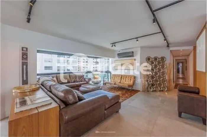 Cobertura para venda no Campo Belo com 467m², 5 dormitórios e 5 vagas