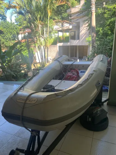 Vendo bote Zefir 360 com motor Mercury 15hp