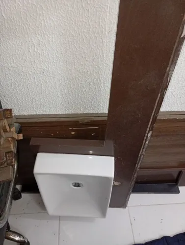 Pia de banheiro usado excelente mármore