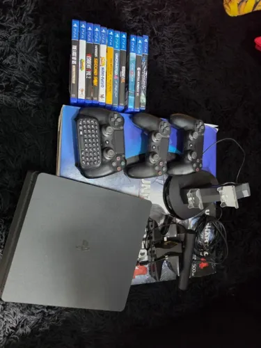 Playstation 4 Slim 500gb 3 Controles 11 Jogos E Acessórios