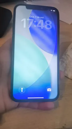 iPhone 12 funcionando perfeitamente