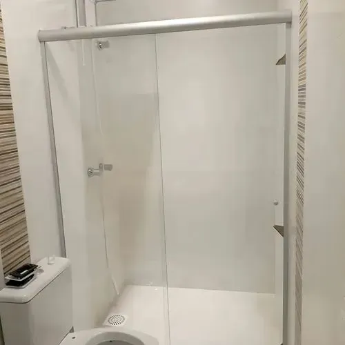 Box Blindex banheiro ( Vidraçaria )