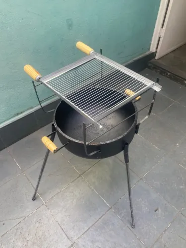 Churrasqueira reforçada
