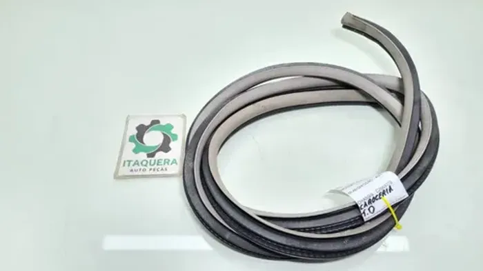 Borracha Carroceria Traseiro Direito Toyota Corolla Ano 2013