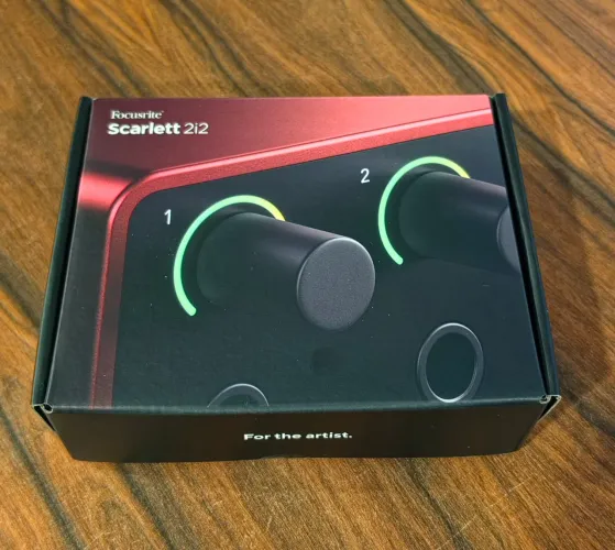 Focusrite Scarlett 2i2 - Nova - PROMOÇÃO 