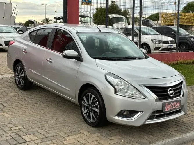 Nissan Versa Unique 1.6 16V Flexstart 4P Aut. 2018