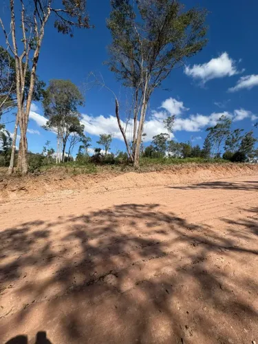 Vendo terreno de 1.000m² em Mairinque