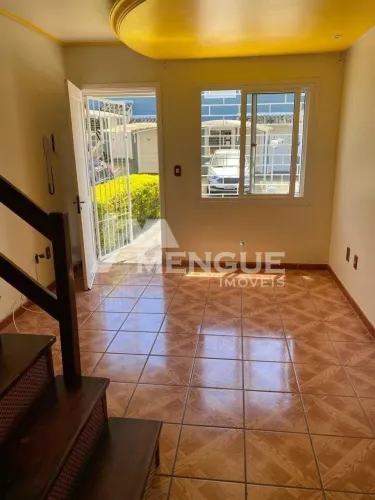 Casa em Condomínio com 2 quartos e 90m² à venda em Morro Santana, Porto Alegre.