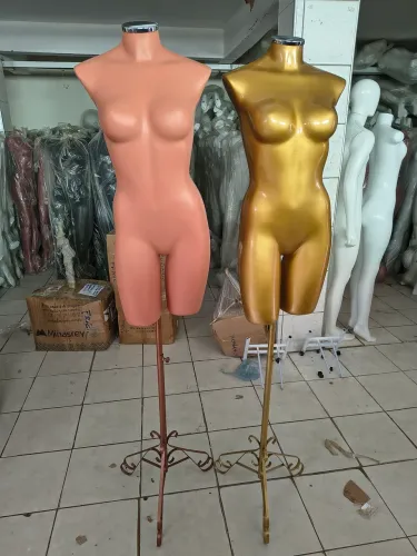 Manequins