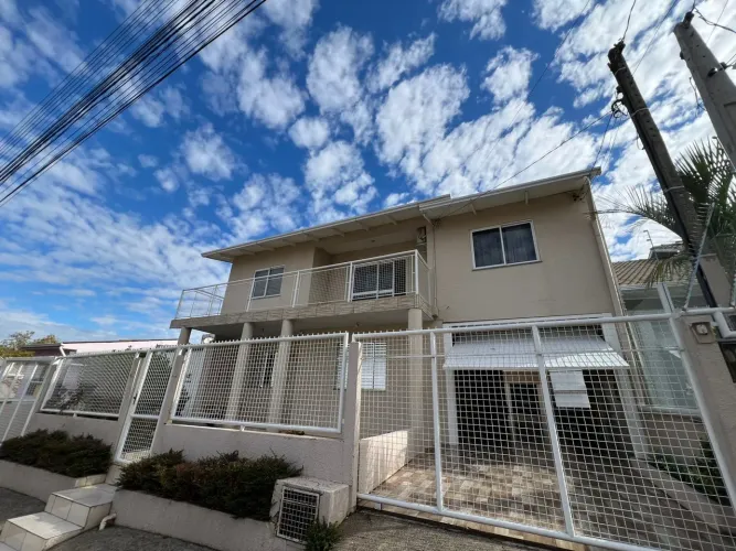 Bairro Presidente Medici 2 casas mais Salão de festas