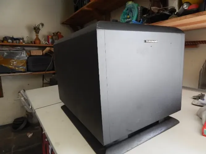 subwoofer ativo unic 200w rms preto