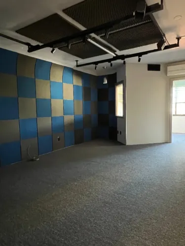 Sala comercial 51 m² com garagem dupla na Cristóvão Colombo