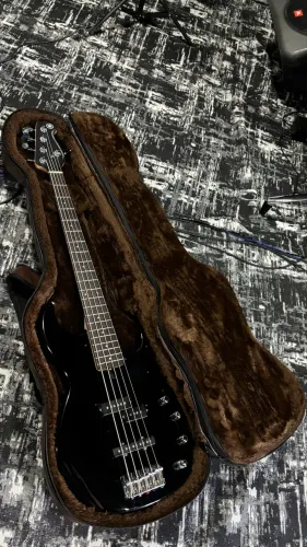 Baixo Yamaha 5C