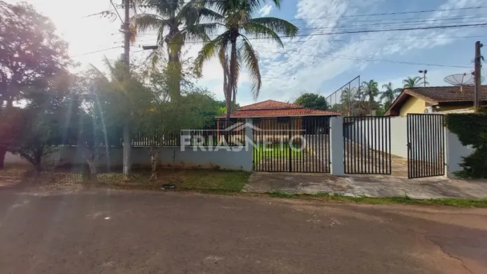 Casa em Venda ou Locação, Condomínio Colinas do Piracicaba