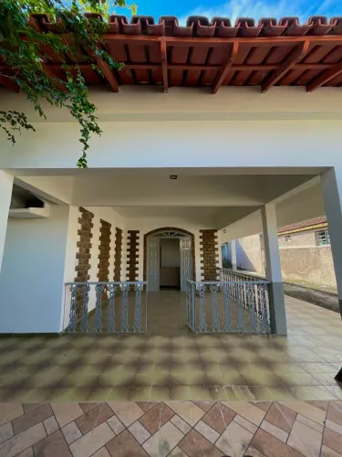 Casa / Bairro Centauro / Eunápolis