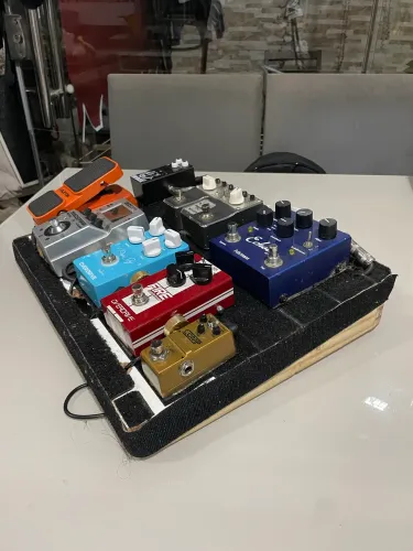 URGENTE! PEDALBOARD DE GUITARRA