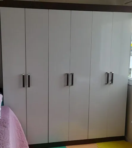 Guarda-roupa solteiro