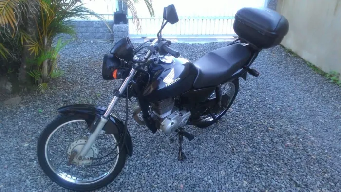 Vendo CG Titan 150 ano 2005